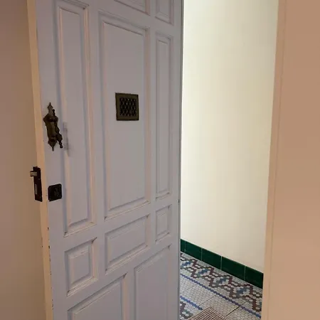 Authentic Andalusian In Downtown Lejlighed